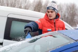 Windshield ice defroster